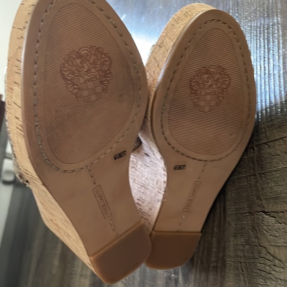 Vince Camuto Chaisen Platform Wedge Mule - Picture 6 of 8